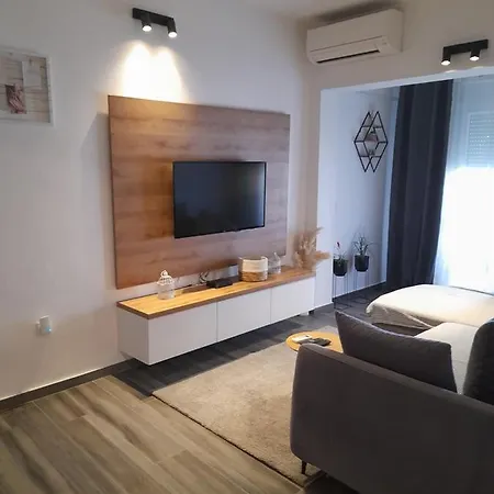 Damir Apartment