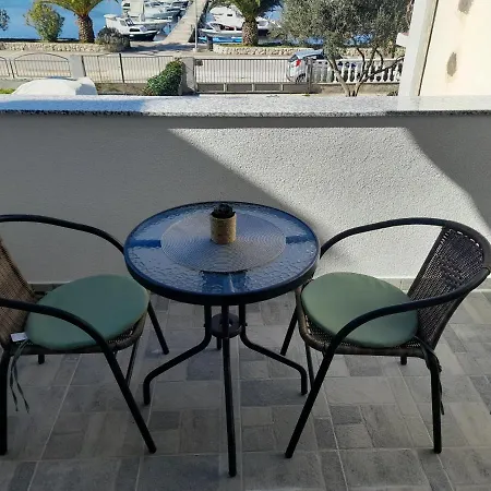 Apartment Damir